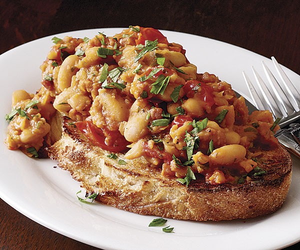 Cannellini beans over garlic toast