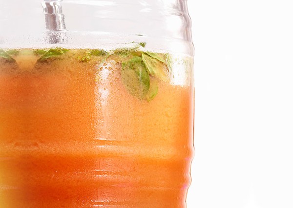 Cantaloupe-basil agua fresca