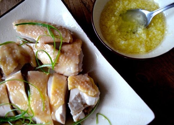 Cantonese poached chicken w/ ginger scallion oil (Bai qie ji) 