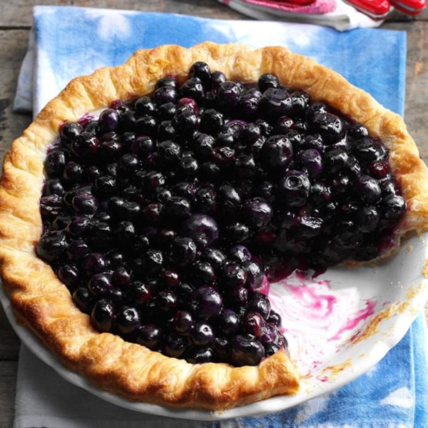 Cape Cod blueberry pie