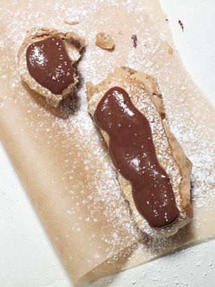 Cappuccino éclairs