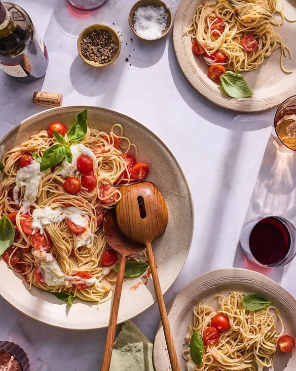 Caprese pasta