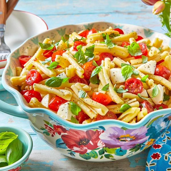 Caprese pasta salad