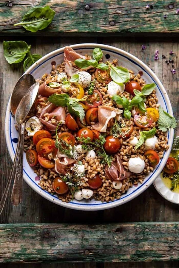 Caprese prosciutto farro salad