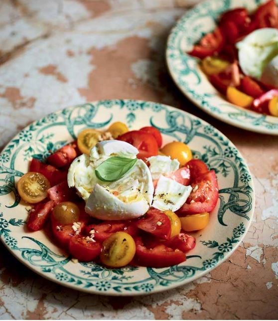 Caprese salad (Insalata Caprese)