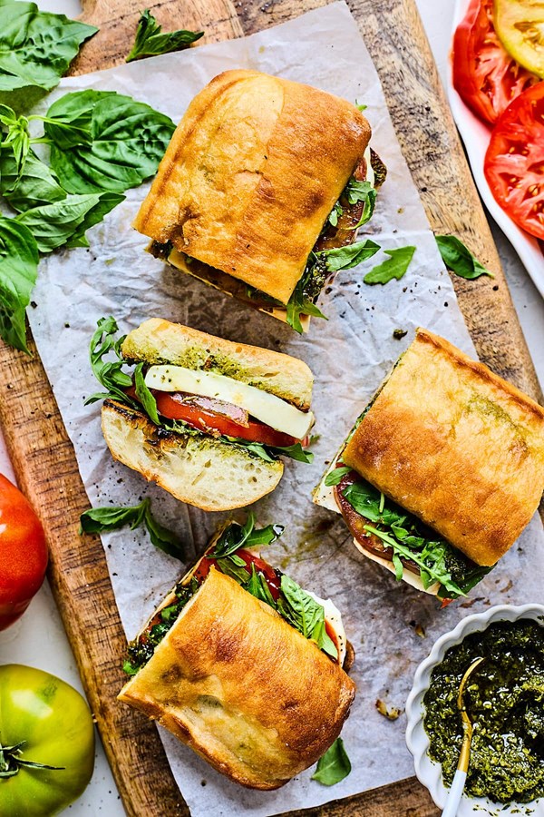 Caprese sandwich