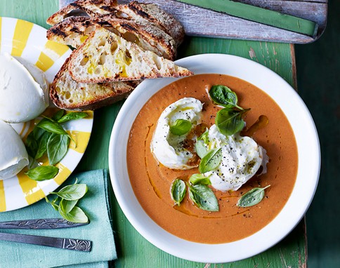 Caprese soup