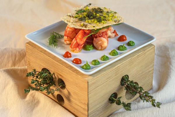 Carabineros with a crust 