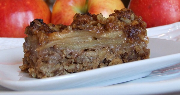 Caramel apple bars