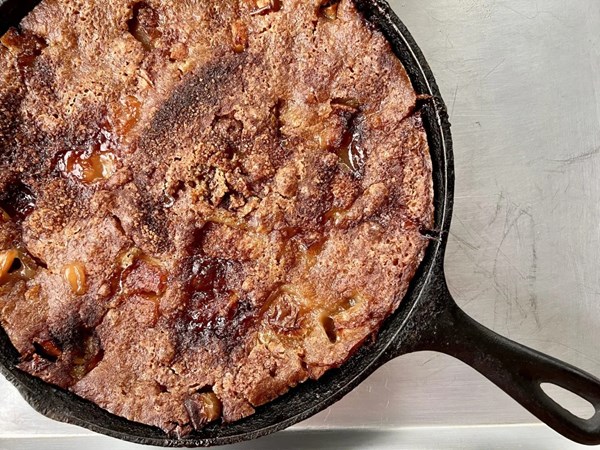 Caramel-apple cobbler