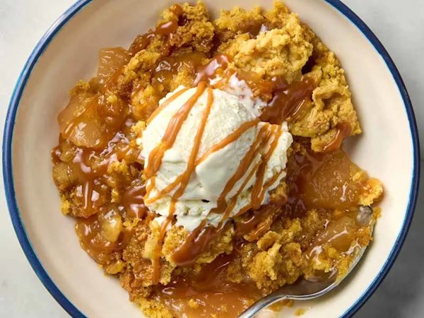 Caramel apple “dump cake” [The Kitchn]