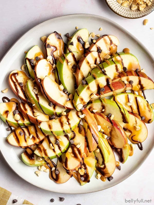 Caramel apple nachos