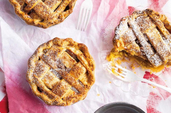 Caramel apple pies