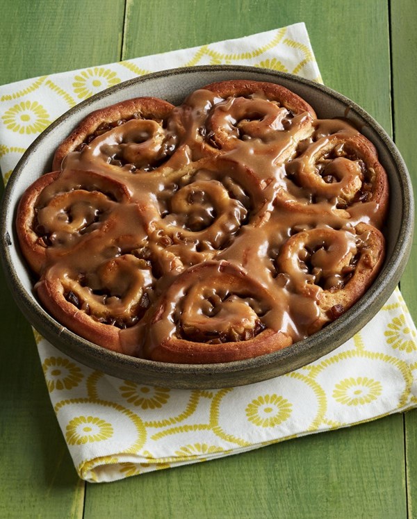 Caramel apple sweet rolls