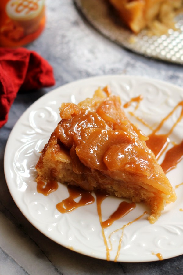 Caramel apple upside down cake