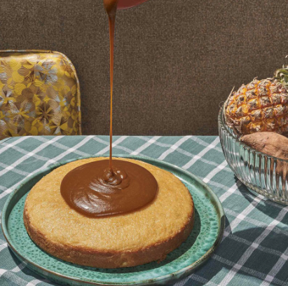 Caramel cake