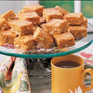 Caramel cashew brownies