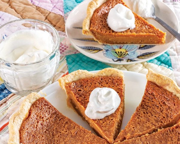 Caramel chess pie