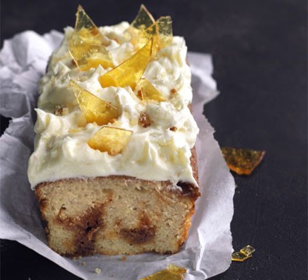 Caramel chip banana cake