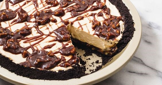 Caramel-chocolate-pecan icebox pie