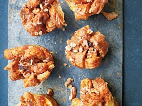 Caramel croissant bread & butter puddings