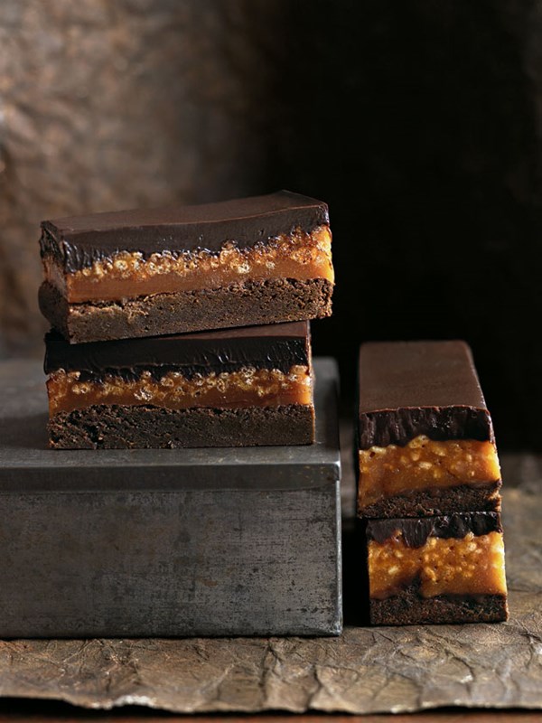 Caramel crunch brownie