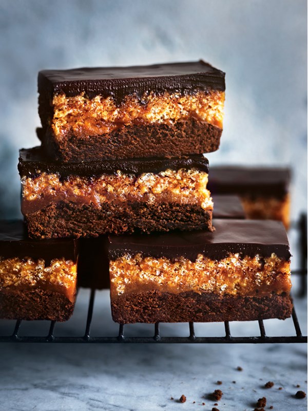 Caramel crunch brownie