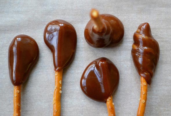 Caramel-dipped pretzel sticks