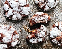 Caramel-filled chocolate crinkle cookies
