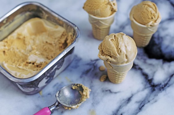 Caramel ice cream