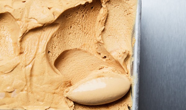 Caramel ice cream