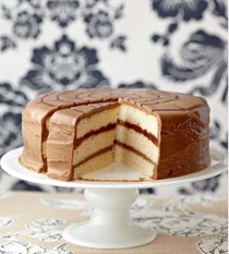 Caramel layer cake