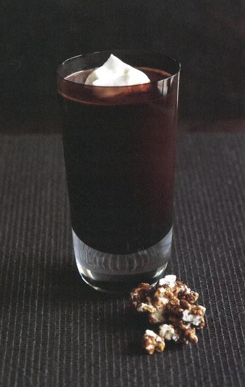 Caramel liqueur coffee