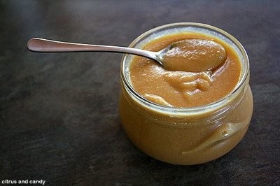 Caramel milk jam (Confiture de lait)