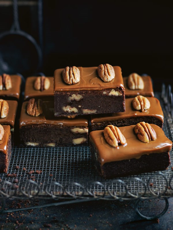 Caramel pecan brownie 
