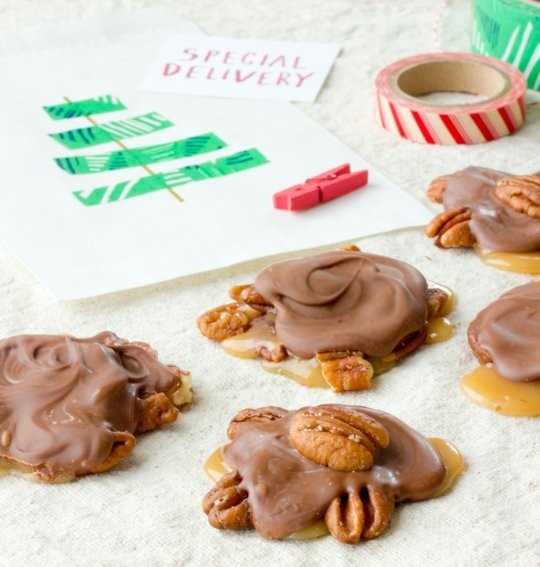 Caramel pecan turtle clusters