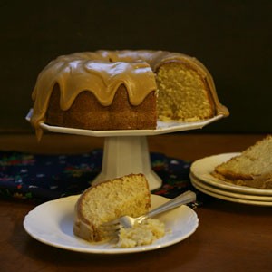 Caramel pound cake