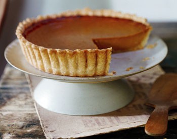 Caramel pumpkin pie