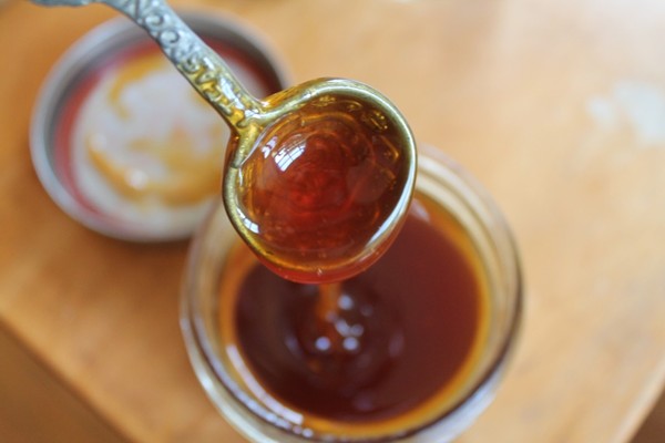 Caramel sauce