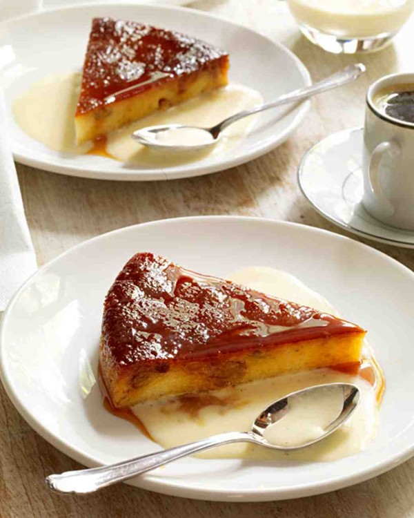 Caramel-topped semolina cake