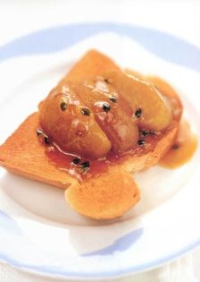 Caramelised apple and passionfruit compôte