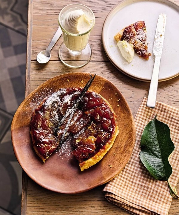 Caramelised apple tarte Tatin with Calvados cream 