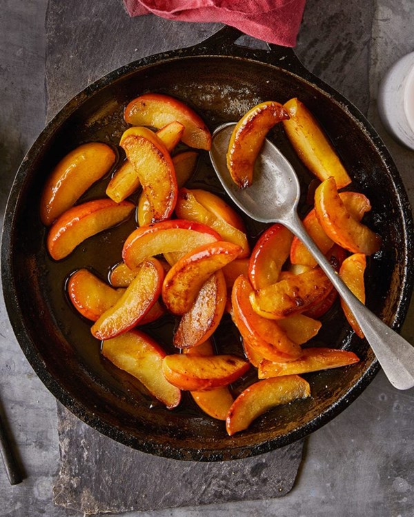 Caramelised apples