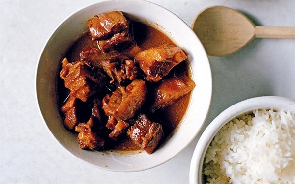 Caramelised braised pork belly