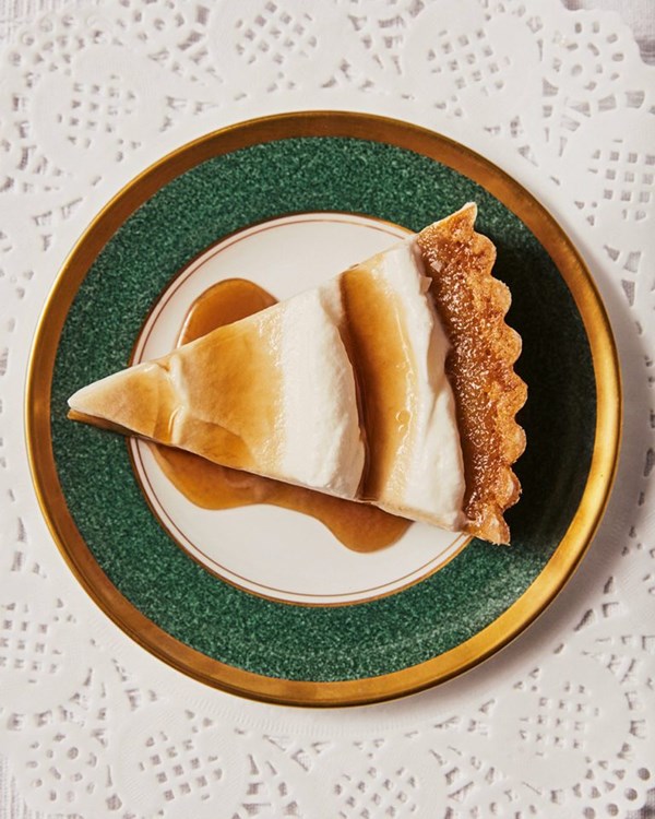 Caramelised maple tart