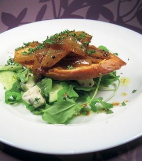 Caramelised pear and Roquefort salad