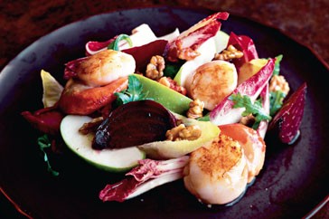 Caramelised scallops with beetroot, walnuts and witlof