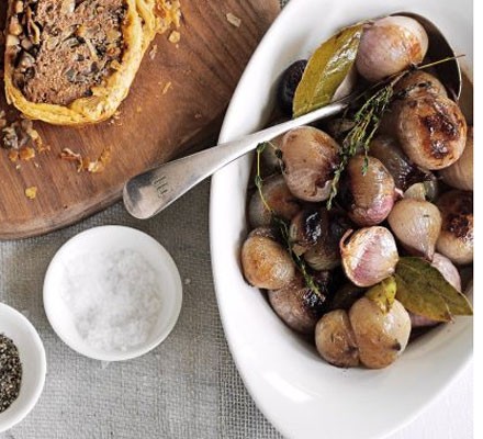 Caramelised shallots