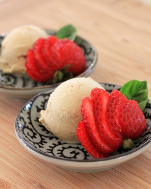 Caramelized balsamic gelato