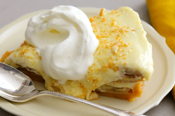 Caramelized banana pudding pie from Millie Peartree